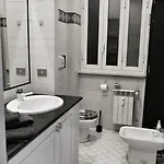 Large Vatican Loft Near The Metro *