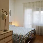 Apartment Large Vatican Loft Near The Metro Rom