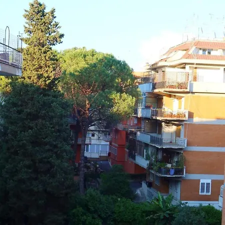 Large Vatican Loft Near The Metro Apartman Róma