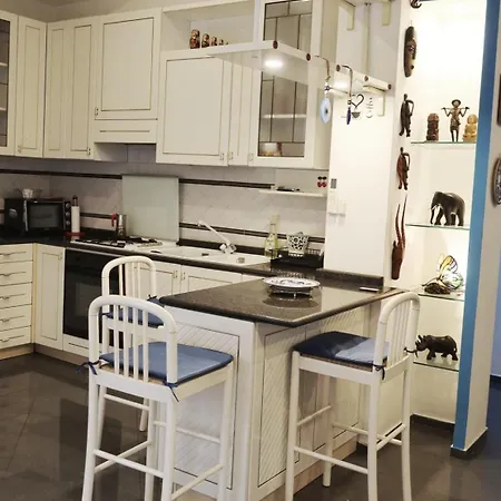 Large Vatican Loft Near The Metro Апартаменты *