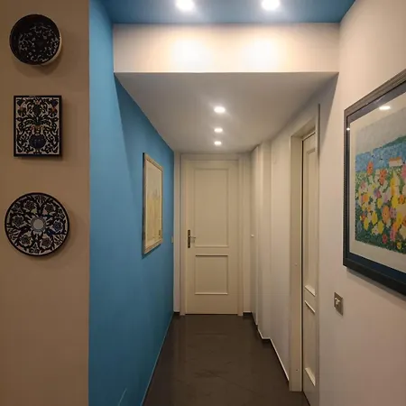 Large Vatican Loft Near The Metro Апартаменты Рим